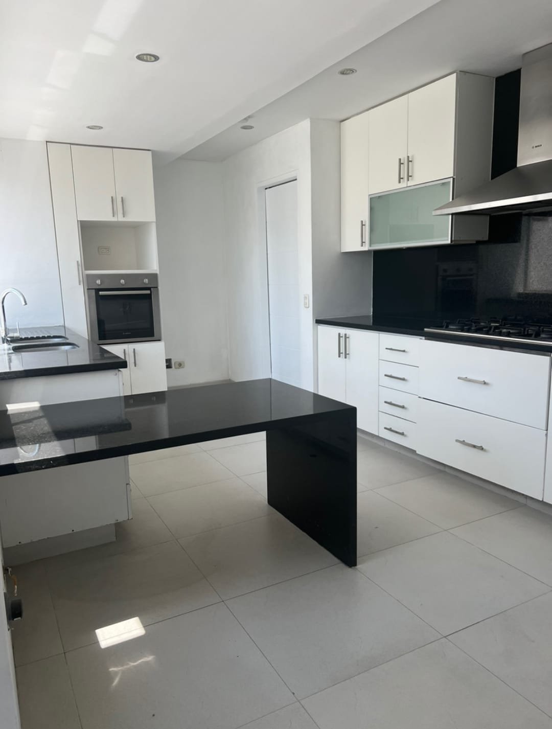 Venta Duplex Chacarilla - Zona Privilegiada